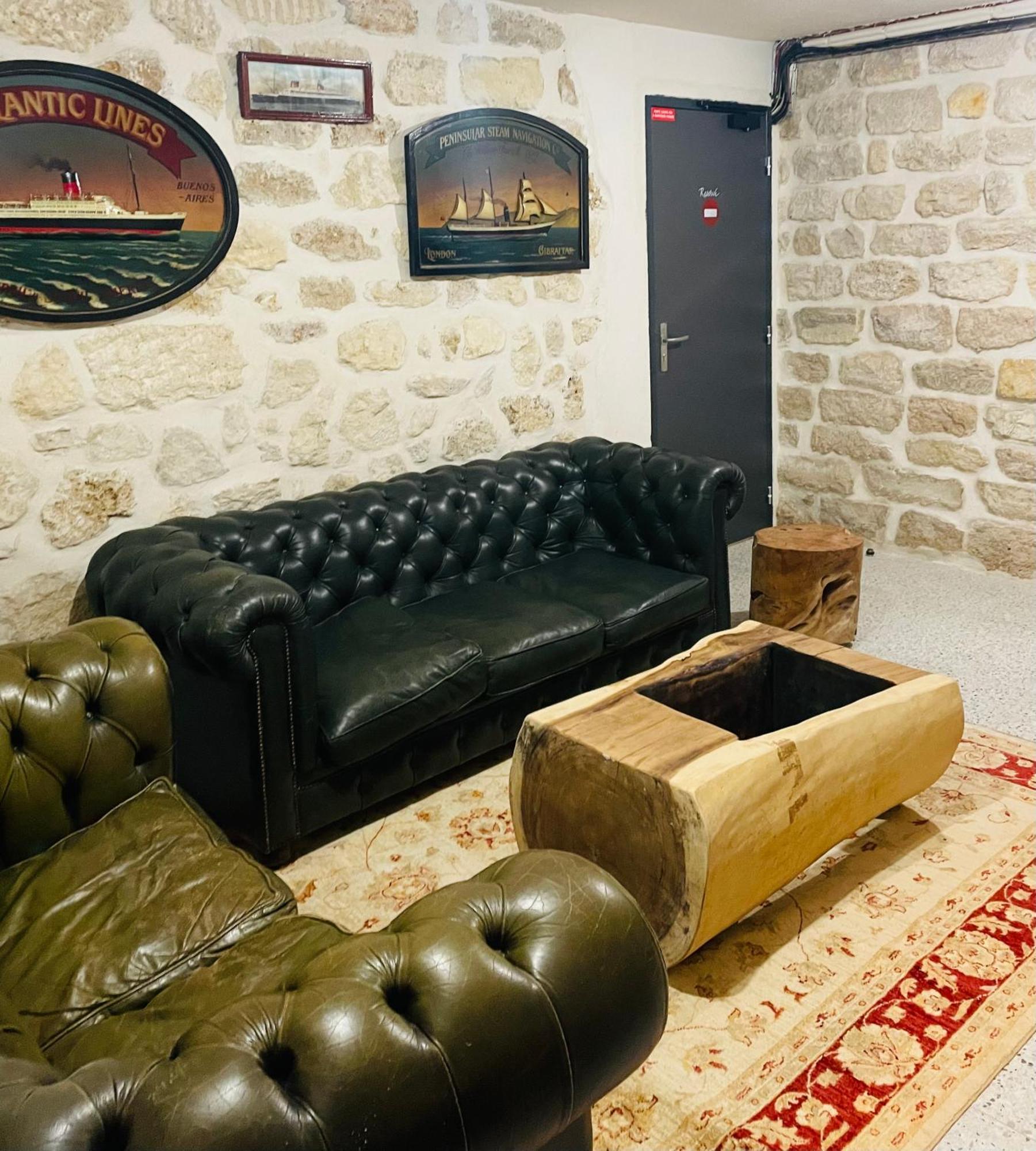 Fraternity-hotel Parigi