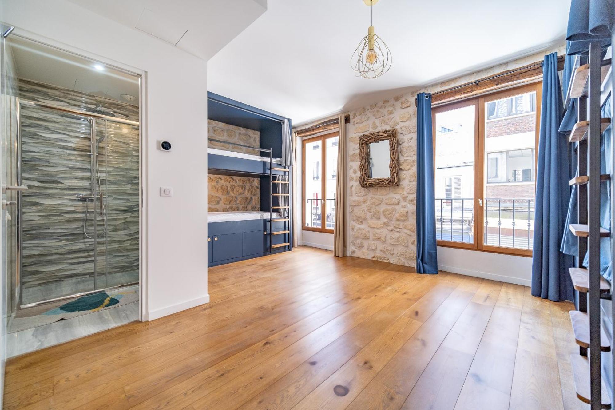 Fraternity-hotel Parigi