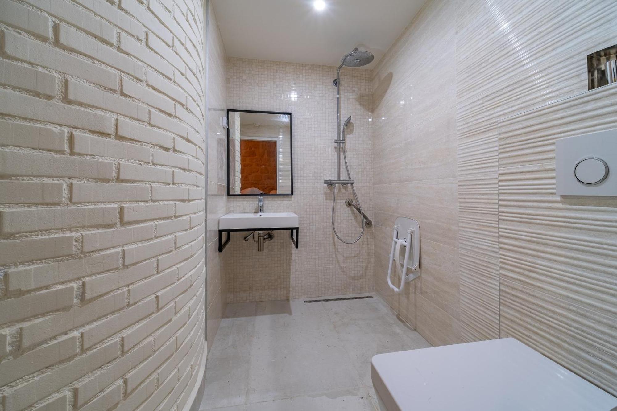 Ostello Fraternity-hotel *