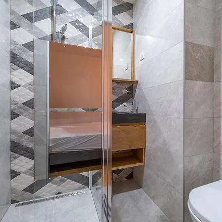 Ostello Fraternity-hotel *
