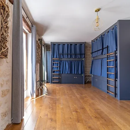 Fraternity-hotel Ostello Parigi